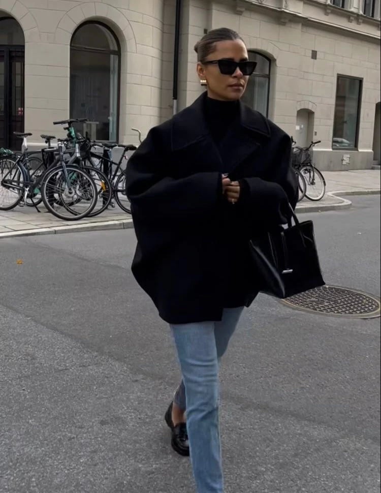 Cappotto Corto Oversize da Donna - Image 3