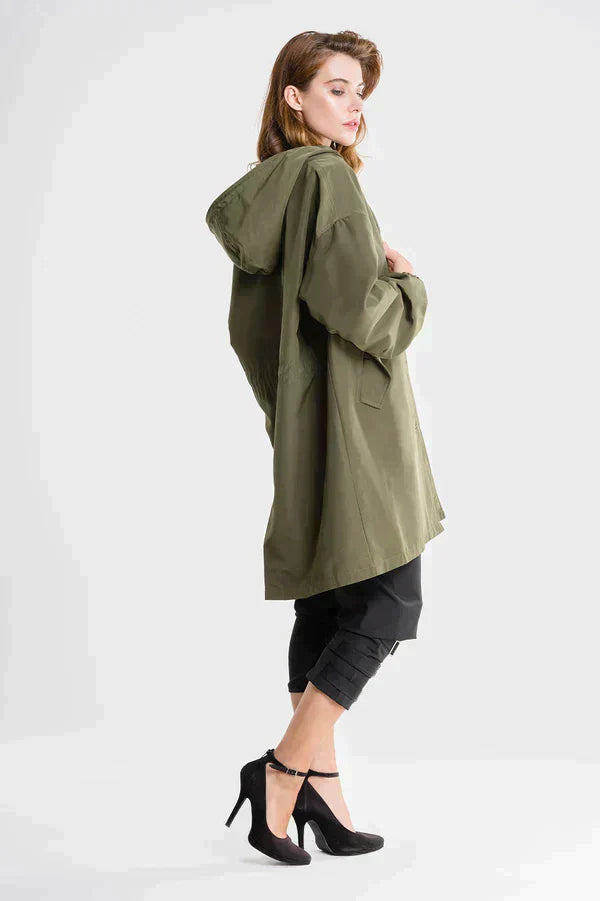 Cappotto da Donna con Cappuccio e Coulisse in Vita - Image 6