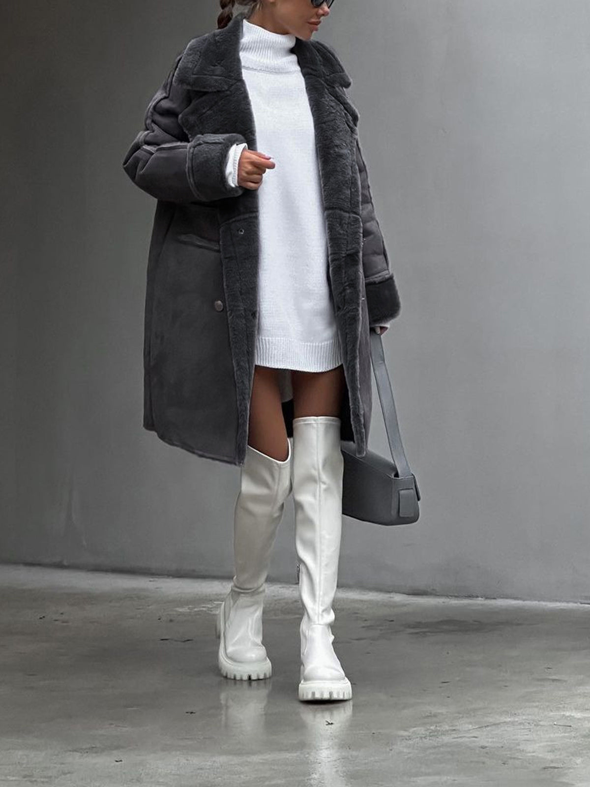 Cappotto da donna doppiopetto con finiture - Image 4