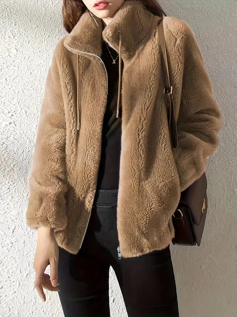 Giacca da donna con zip in ecopelliccia - Image 2