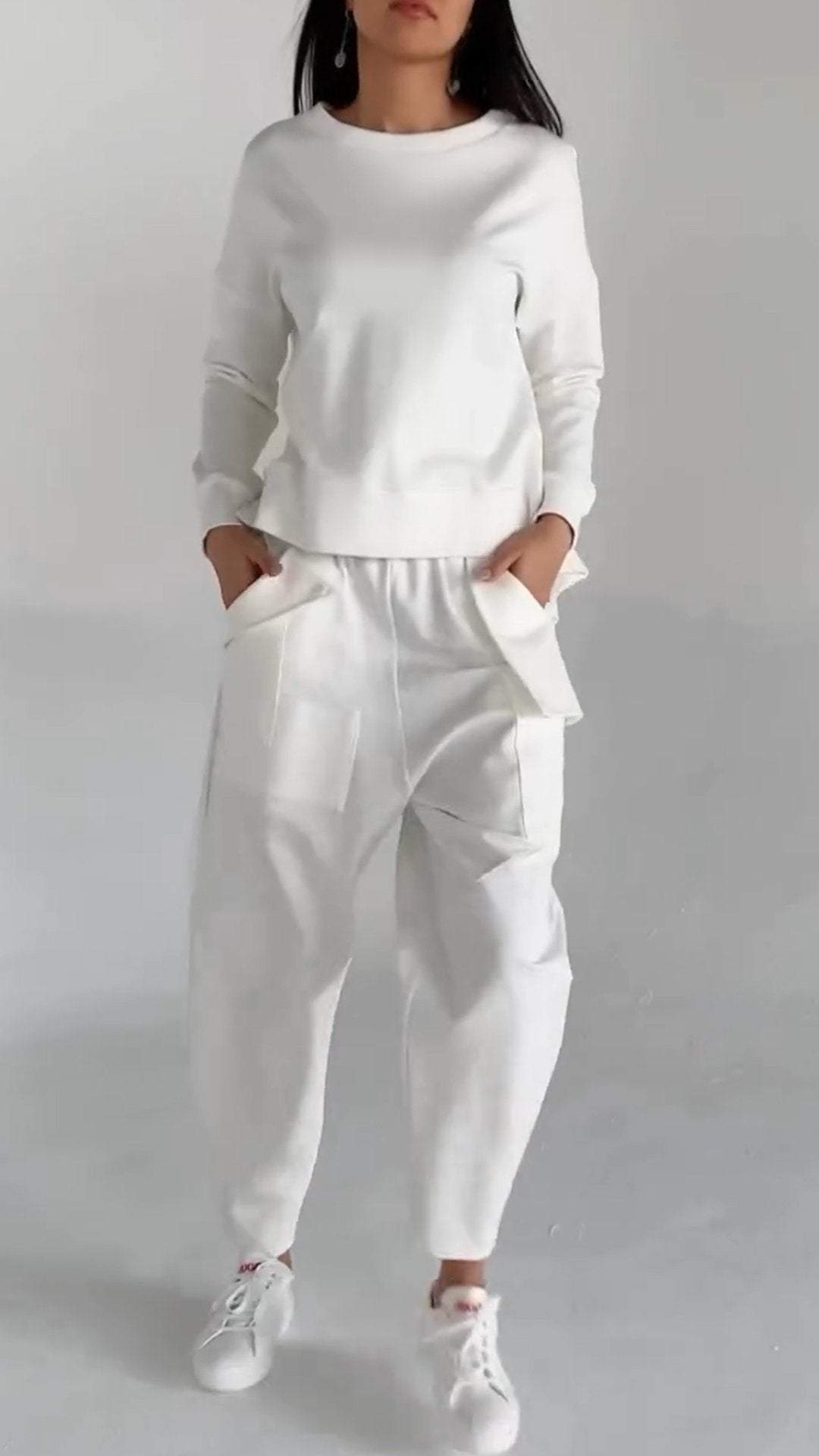 Completo Loungewear da Donna Taglio Comodo - Image 1