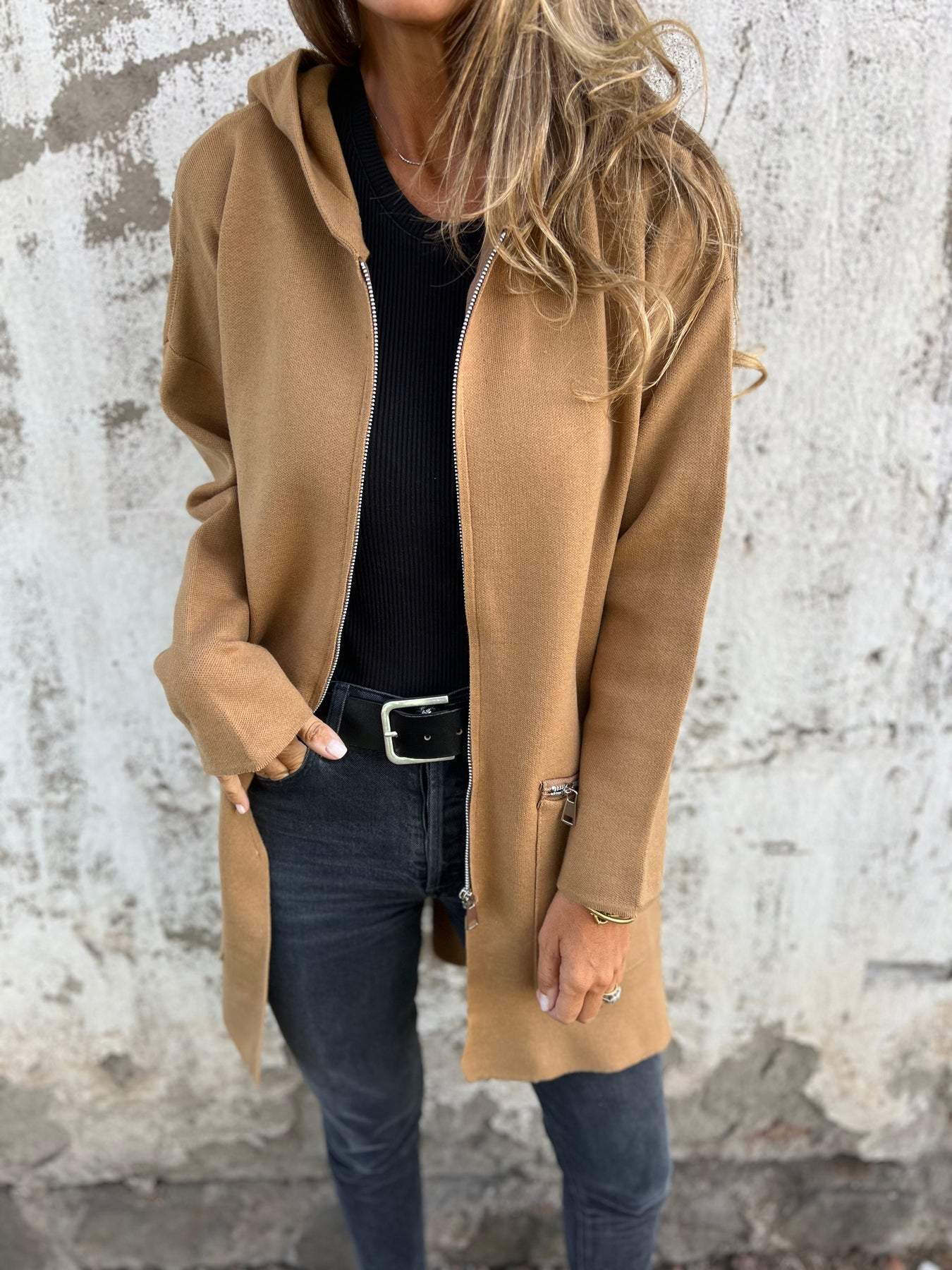 Cappotto Lungo con Cappuccio da Donna - Image 1