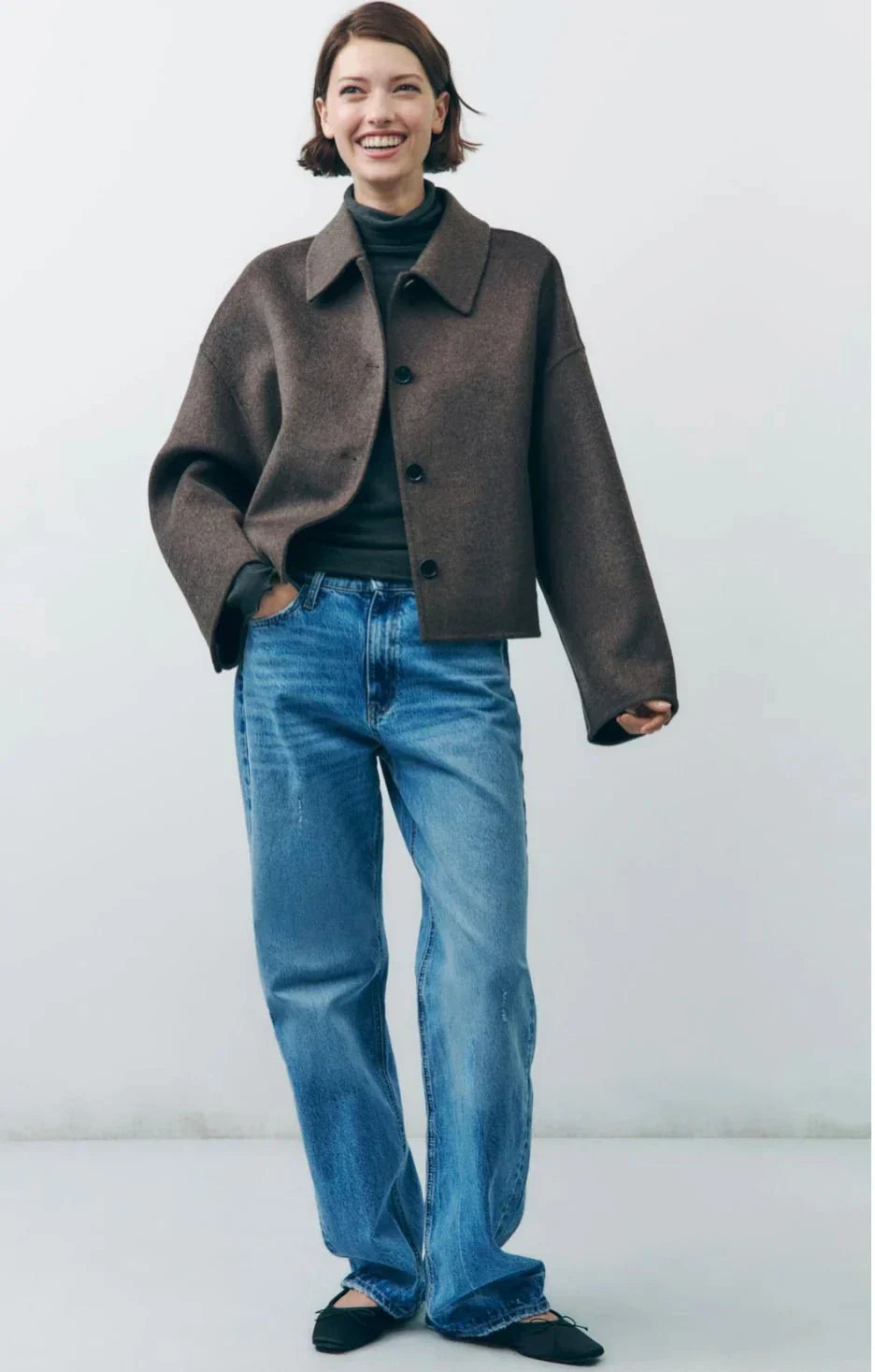 Cappotto Corto Oversize da Donna - Image 2