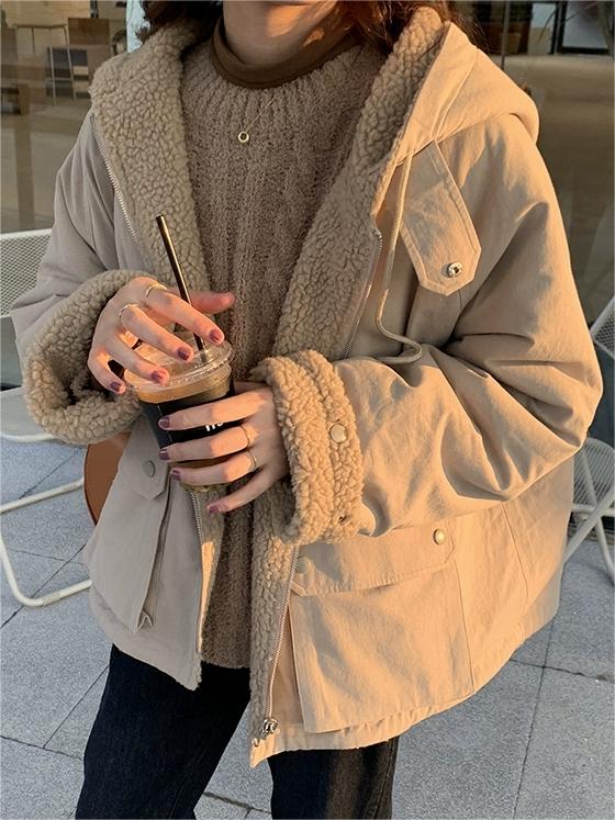 Giacca Casual da Donna con Cappuccio - Image 5